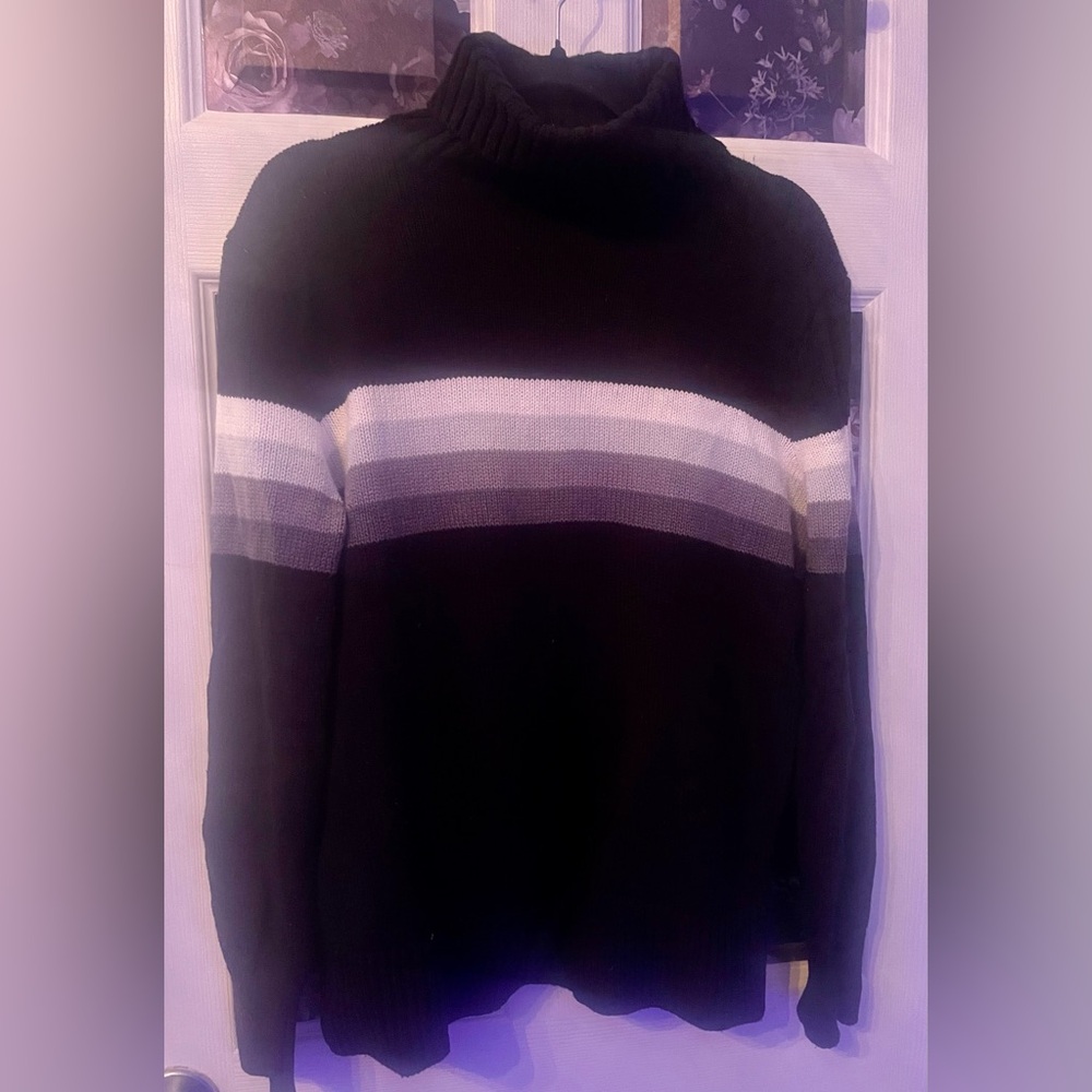 GAP black turtleneck sweater.